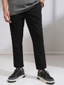 HIGHLANDER Men Solid Elasticated Jogger