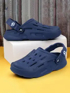 DOCTOR EXTRA SOFT Men Self Design Premium Clogs