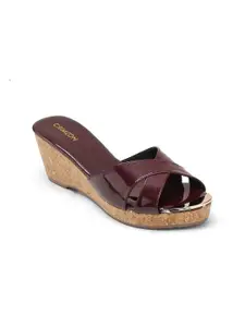 CRIMZON Solid Burgundy Open Toe Wedge Sandals