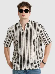 Snitch Men Printed Polo Collar Boxy T-shirt