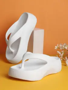 The Roadster Lifestyle Co Women Stylish Comfort Lightweight Thongs