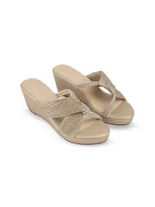 CRIMZON LULU Women Embellished Wedge Sandals