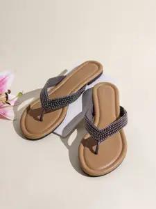 Inc 5 Women Embellished Ethnic T-Strap Flats