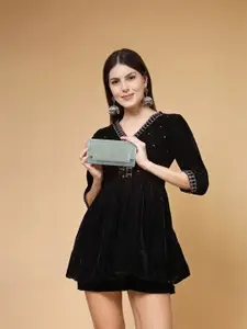 THE CLOWNFISH Women Leather Two Fold Wallet