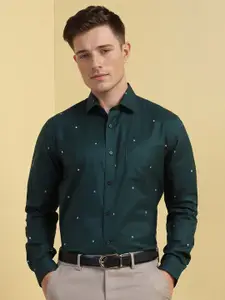 Allen Solly Men Spread Collar Conversational Printed Cotton Formal Shirt