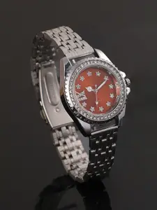 HAUTE SAUCE by  Campus Sutra HAUTE SAUCE by Campus Sutra Women Embellished Dial & Stainless Steel Bracelet Style Straps Analogue Watch