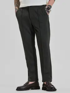 Snitch Men Dark Charcoal Black Mid-Rise Regular Fit Trouser
