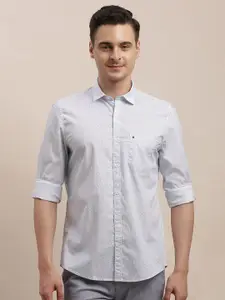 Turtle Men Relaxed Slim Fit Opaque Printed Casual Shirt