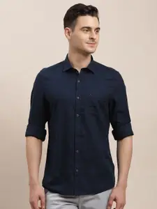Turtle Men Relaxed Slim Fit Opaque Casual Shirt