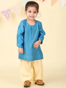 Fabindia Boys Striped Embroidered Thread Work Straight Kurta With Pyjamas
