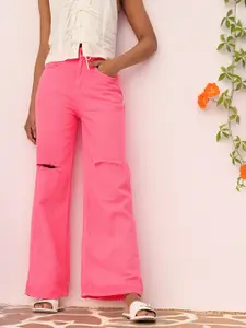 DressBerry Straight Fit Slash Knee Jeans