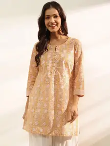 Fabindia Floral Printed Keyhole Neck Cotton Straight Kurta