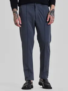 Snitch Men Dark Grey Mid-Rise Regular Fit Trouser