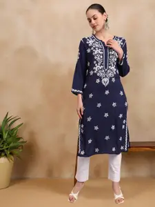 PARAMOUNT CHIKAN Floral Embroidered Notch-Neck Chikankari Straight Kurta