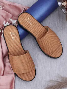 Padchin PU Flatform Sandals