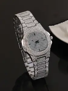 HAUTE SAUCE by  Campus Sutra HAUTE SAUCE by Campus Sutra Women Embellished Dial & Stainless Steel Bracelet Style Straps Analogue Watch