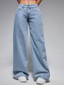 DressBerry Women Comfort Straight Fit High-Rise Light Fade Acid Wash Stretchable Jeans