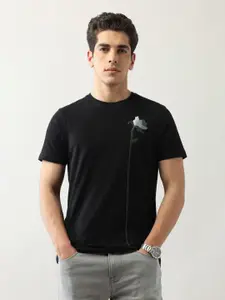 Arrow New York Men Floral Printed Pockets T-shirt