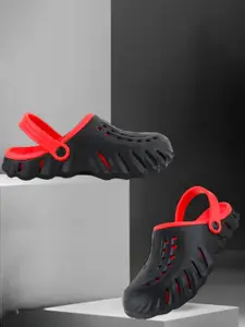 Genial Men Textured Lightweight & Comfortable Clogs