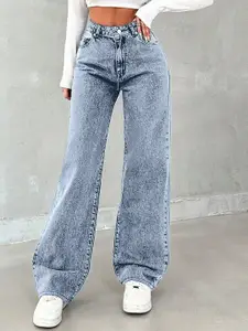 DressBerry Women Comfort Straight Fit High-Rise Light Fade Acid Wash Stretchable Jeans