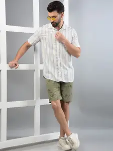 Crimsoune Club Men Classic Slim Fit Opaque Striped Casual Shirt