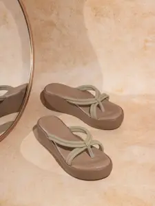 Inc 5 Party Wedge Sandals with Bows