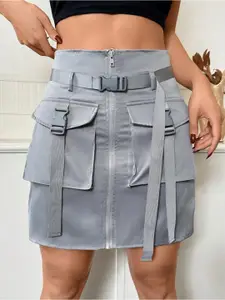 The Roadster Lifestyle Co Cargo Mid Rise Mini Skirt