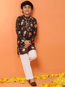 Sangria Boys Printed Mandarin Collar Neck Kurta Set