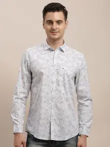 Turtle Men Relaxed Slim Fit Opaque Printed Casual Shirt