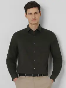 Peter England Elite Men Opaque Formal Shirt