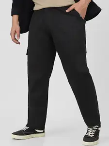 Urbano Plus Men Black Regular Fit Solid Cargo Chino Pant with 6 Pockets Stretchable
