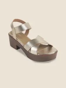 Metro Block Sandals with Buckles