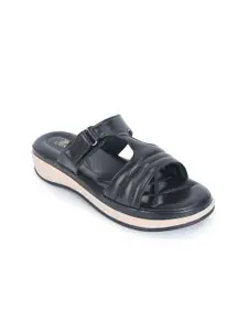 Padchin PU Flatform Sandals