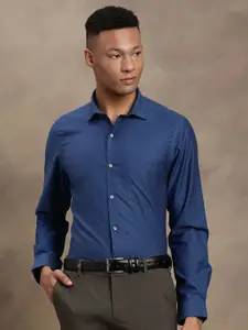 Turtle Men Standard Slim Fit Opaque Formal Shirt