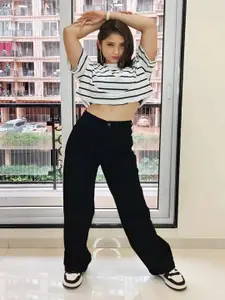 Aadvi Fashion Women High-Rise Highly Distressed Stretchable Jeans - Baggy