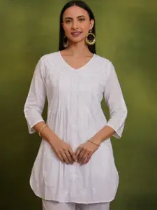 HOUSE OF KARI Floral Embroidered V-Neck Chikankari Pure Cotton A-Line Kurti