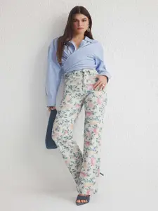 Trendyol Women Highly Distressed Jeans