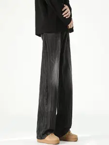 StyleCast Men Wide Leg High-Rise Light Fade Jeans