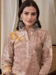 Anouk Floral Dyed Mandarin Collar Straight Kurta