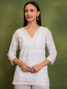 HOUSE OF KARI Floral Embroidered V-Neck Chikankari Pure Cotton Straight Kurti