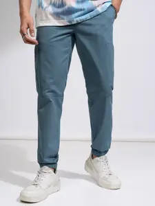 HIGHLANDER Men Solid Elasticated Jogger