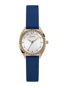 GUESS Women Brass Dial & Straps Analogue Watch GW0820L2