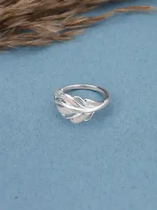 Mia by Tanishq 925 Sterling Silver Artificial Stones Studded Ethereal Leaf Finger Ring