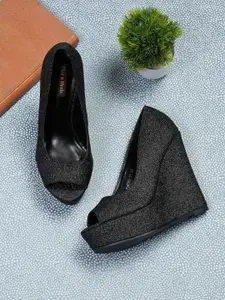 Flat n Heels Wedge Pumps