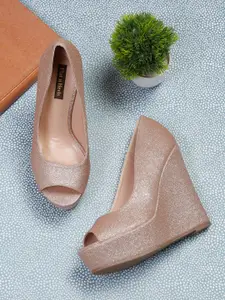 Flat n Heels Wedge Pumps