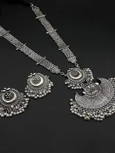 JMBW INTERNATIONAL Silver-Plated Stones Studded & Beaded Oxidised Necklace & Earrings