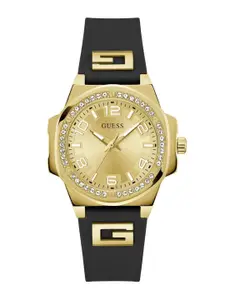 GUESS Women Brass Dial & Bracelet Style Straps Analogue Watch GW0617L5