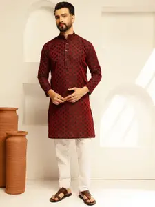 SOJANYA Geometric Embroidered Sequinned Straight Kurta