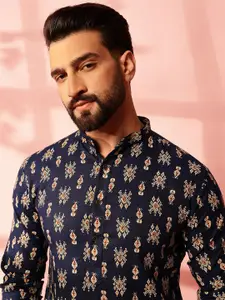 Anouk Men Paisley Printed Regular Kurta with Pyjamas