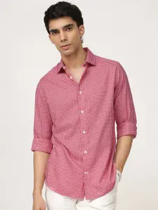 Andamen Men Premium Slim Fit Gingham Checks Opaque Checked Casual Shirt